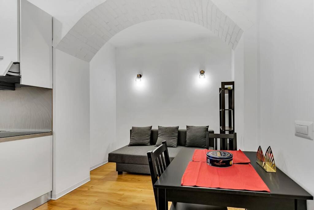 Appartement Alessia'S Flat - San Luigi à Milan Extérieur photo